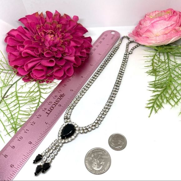 VINTAGE⚜️ART DECO Crystal Linked Black Teardrop Necklace - Picture 7 of 8